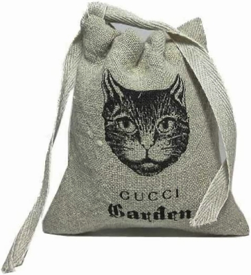 GUCCI／グッチ　グッチ ガーデン ポーチ　ネコ モチーフ