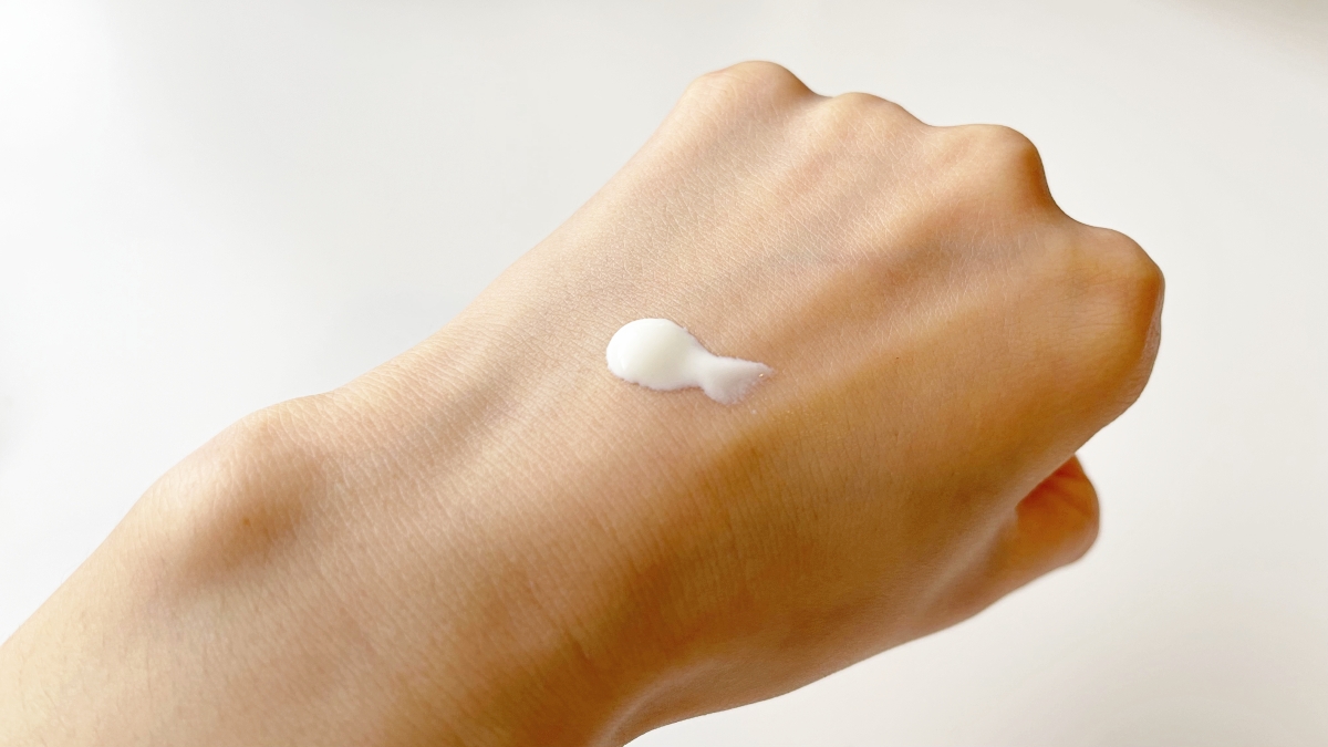 【雪肌精 クリアウェルネス UVエッセンスジェル】のテクスチャーは？