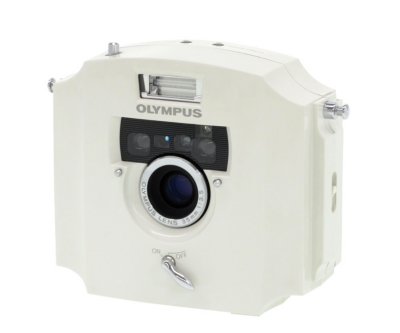 飯豊まりえさん愛用　Ecru エクリュ　OLYMPUS／オリンパス