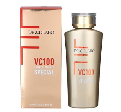 石井美保使い切りコスメ・パーフェクショネールのクレンジングフォーム