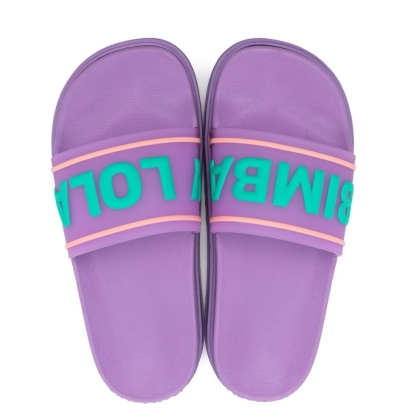 　山口智子さんの一週間コーデ【水曜日】紫色のサンダル　Bimba y Lolaビンバ イ ローラ　