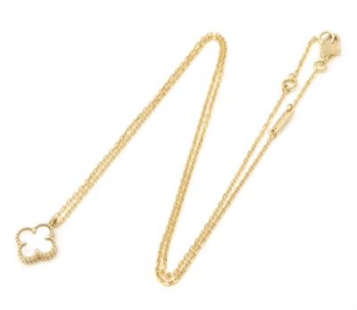 Van Cleef & Arpels（ヴァン クリーフ & アーペル）VCA スウィートアルハンブラ ペンダント K18 マザーオブパール