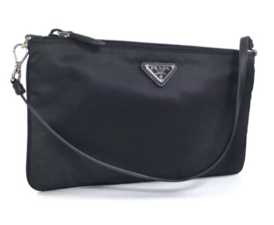 PRADA（プラダ）テスート ナイロン トライアングルロゴ ポーチ