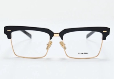 MIU MIU（ミュウミュウ）伊達メガネ