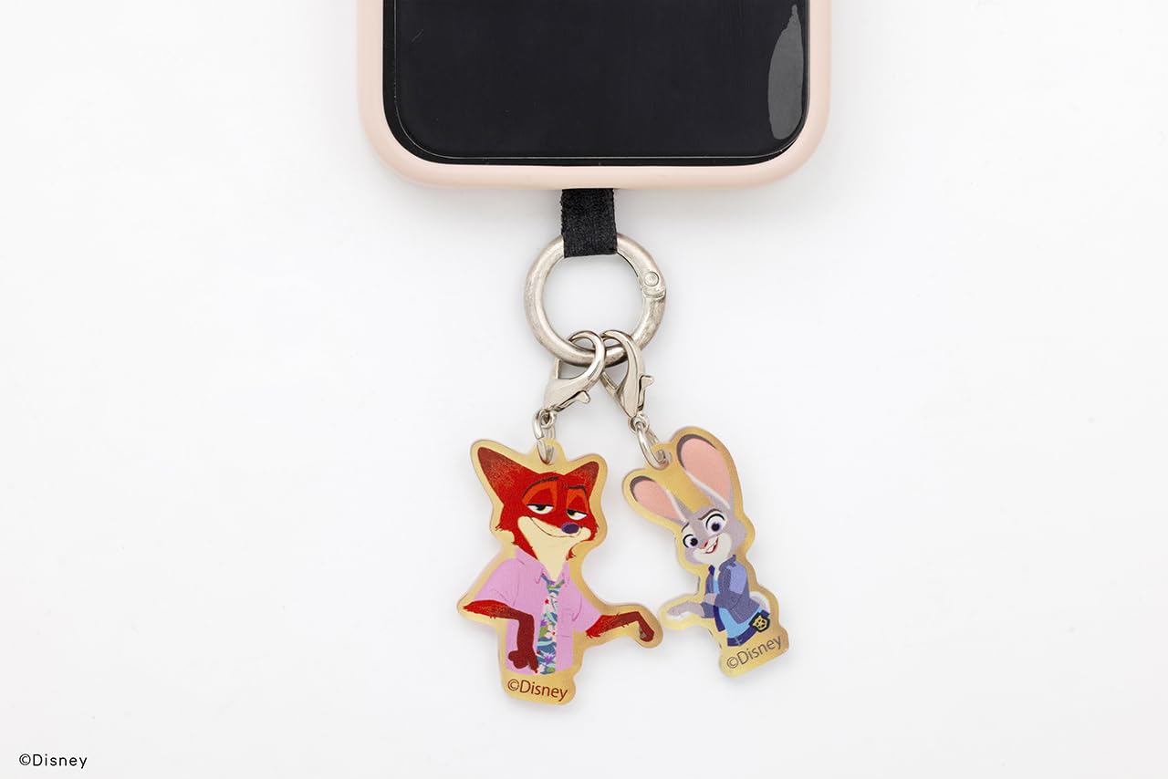 【Disney ズートピア2 SPECIAL BOOK】ジュディ&ニックの相棒ポーチは買い?中身&魅力を徹底レビュー♡1. ジュディ&ニックの「グータッチチャーム」が尊い…!