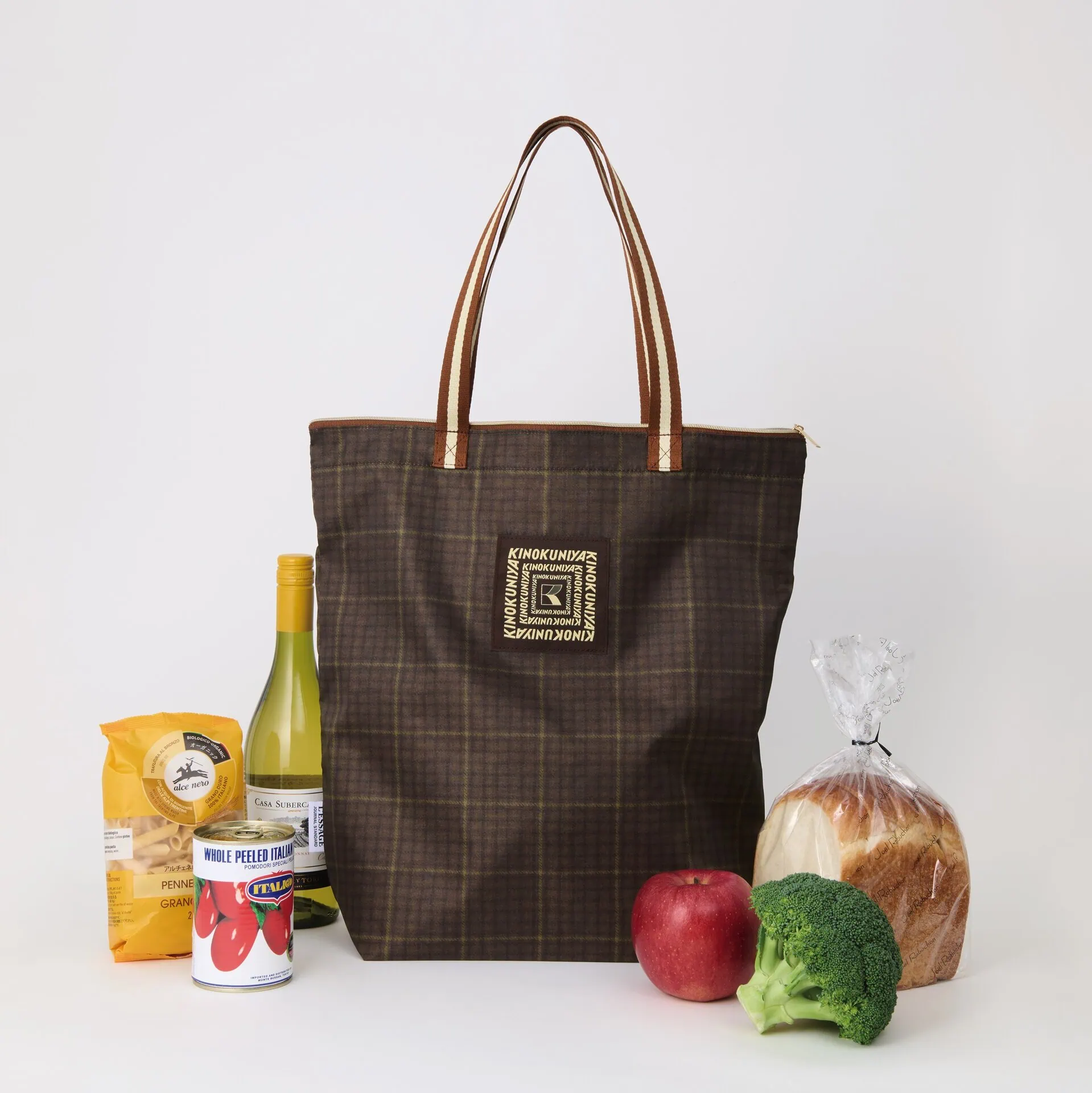 otona MUSE 2026年2月号【紀ノ国屋×レサージュ】保冷・保温お買い物バッグが優秀すぎ!2Lペットボトルも入る大人エコバッグ♡